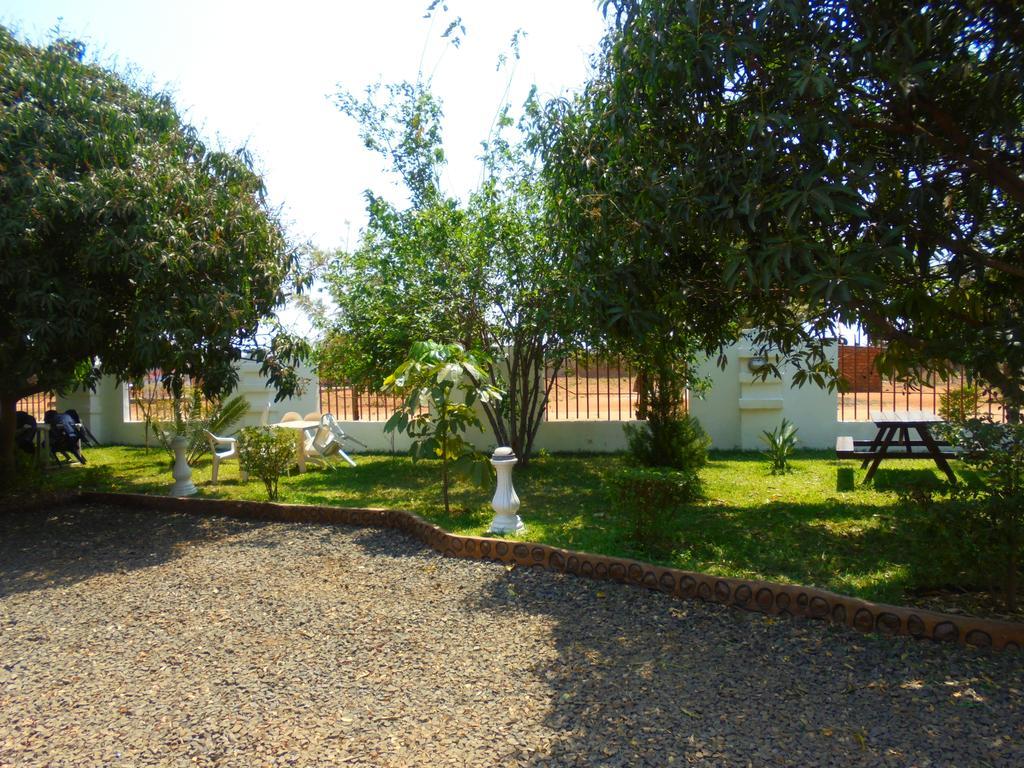 White Rose Lodge Livingstone Exterior foto